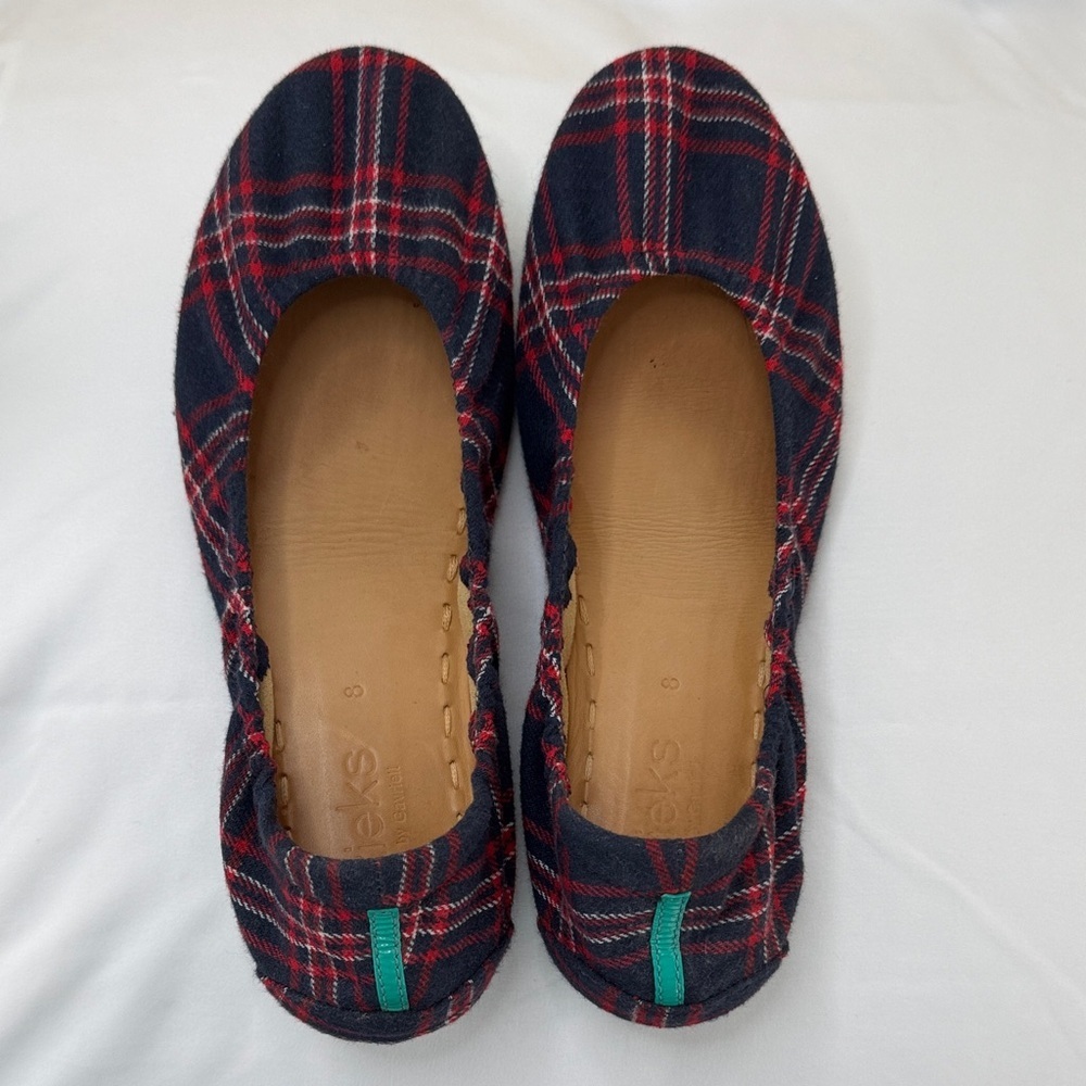 Size 8 Tieks by Gavrielli Plaid Ballet Flats in Navy and Red
